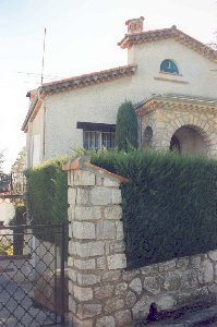 Apartment in a villa at Mandelieu on the French Riviera