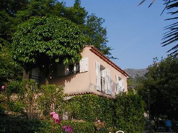 Studio  Gorbio prs de Menton sur la Cte d'Azur