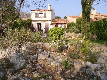 Maison dans rsidence