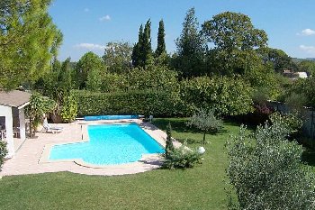 location dans le Lubron prs d'Avignon