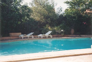 AVEC PISCINE