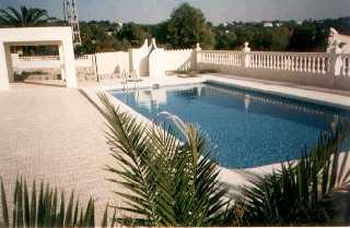 Piscine et belle vue
