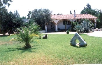 villa avec piscine en Grce